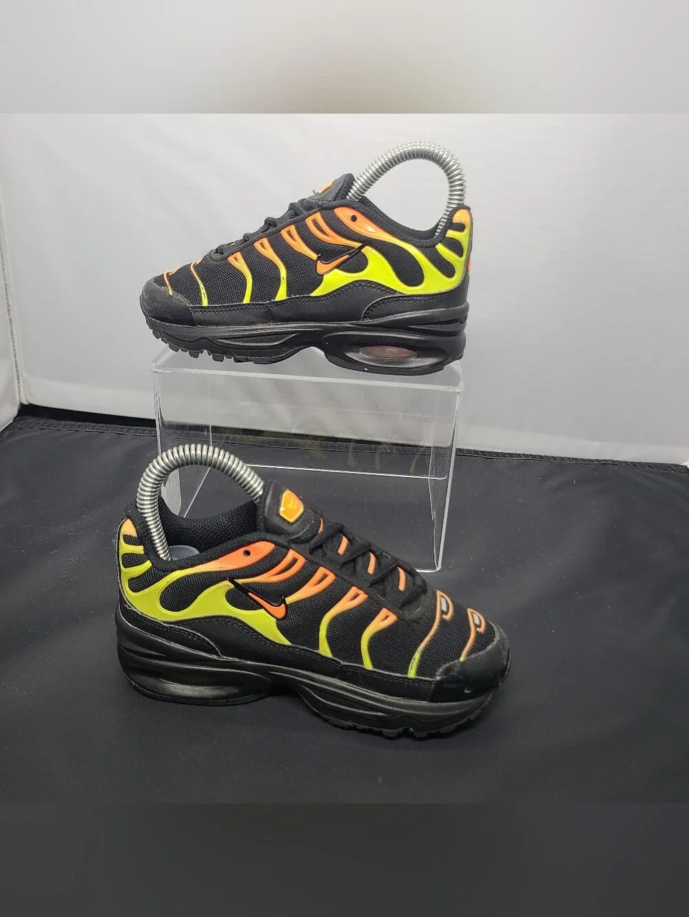 Nike Air Max Plus PS 'Black Volt Total Orange' Toddler size 11C